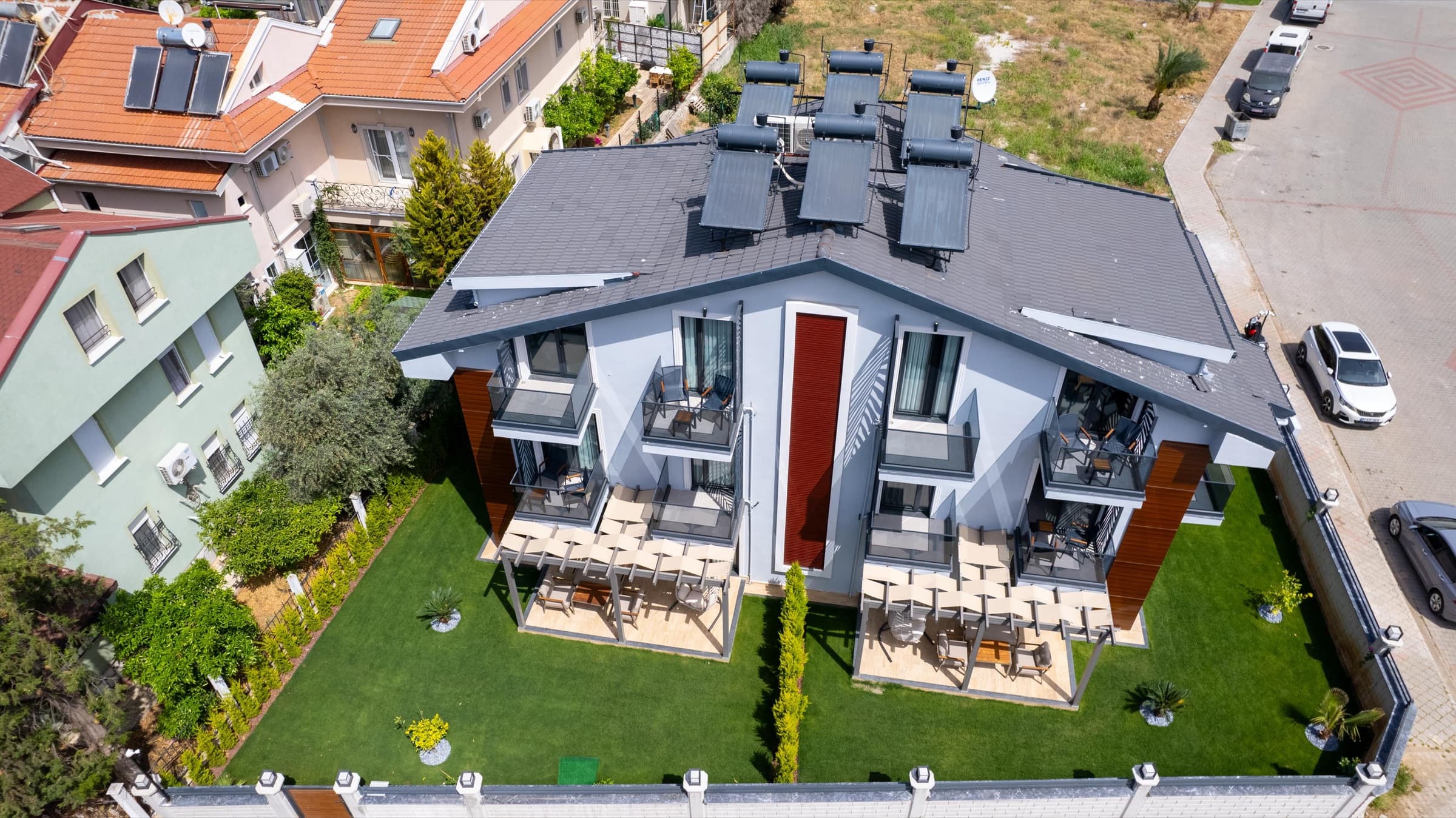 Royal Luxury Suites & Homes