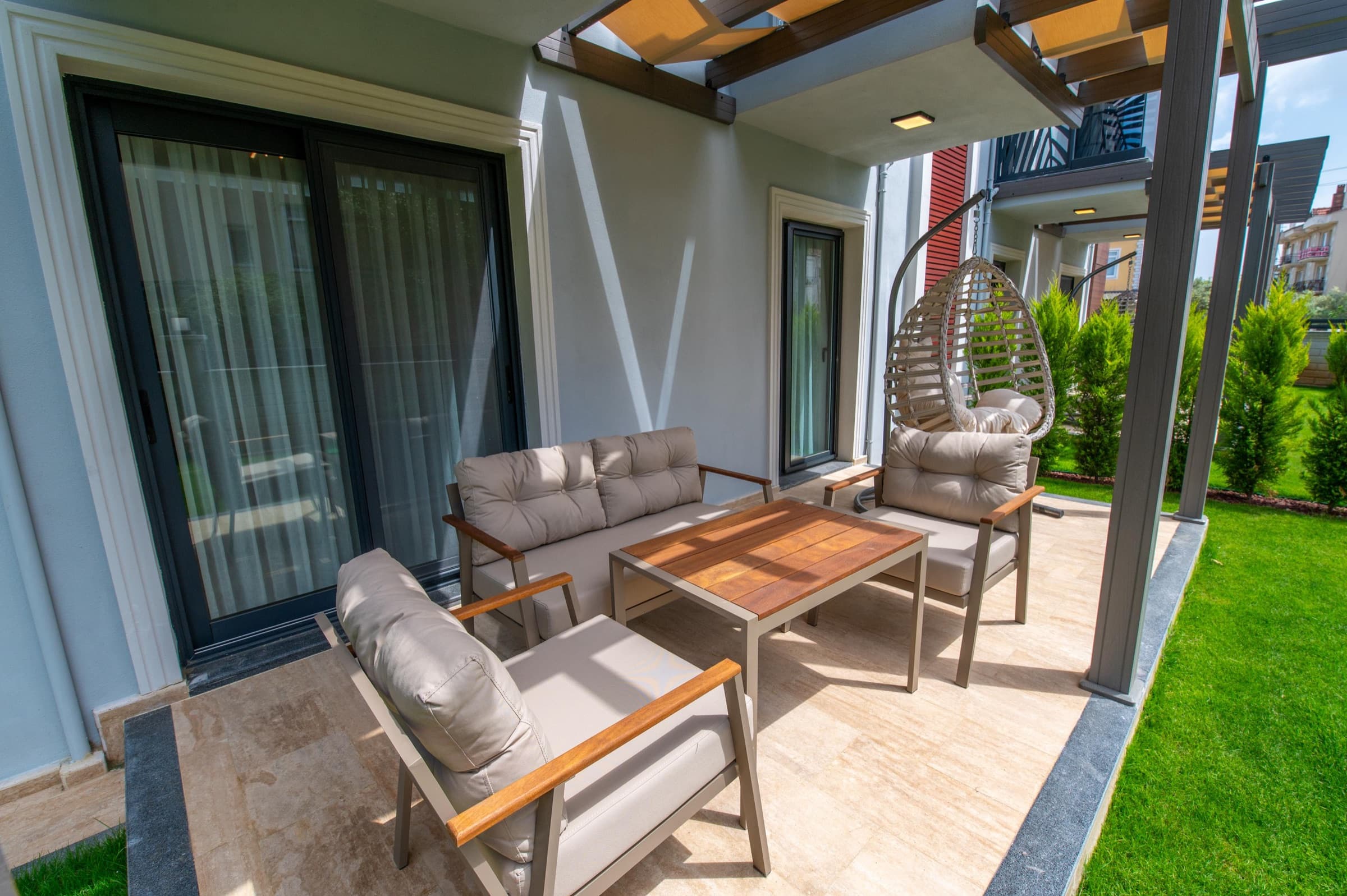 Royal Luxury Suites & Homes