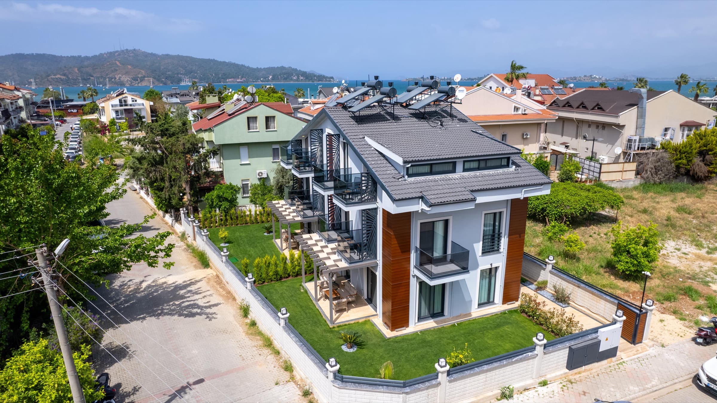 Royal Luxury Suites & Homes, Fethiye — exterior view — 2 of 4